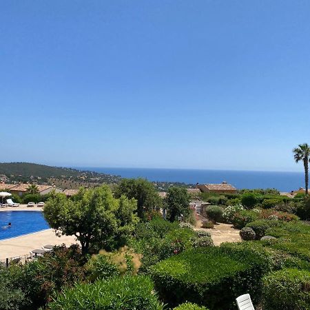 Appart. Vue Mer Avec Piscine - Golfe De St Tropez Les Issambres Eksteriør billede