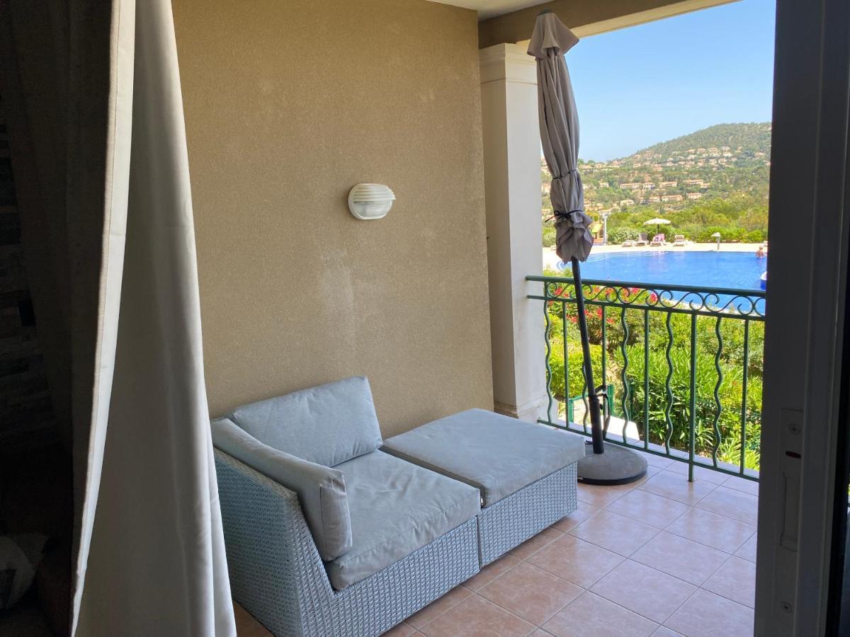 Appart. Vue Mer Avec Piscine - Golfe De St Tropez Les Issambres Eksteriør billede