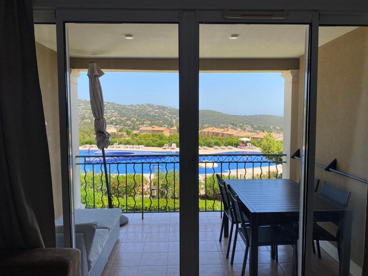 Appart. Vue Mer Avec Piscine - Golfe De St Tropez Les Issambres Eksteriør billede