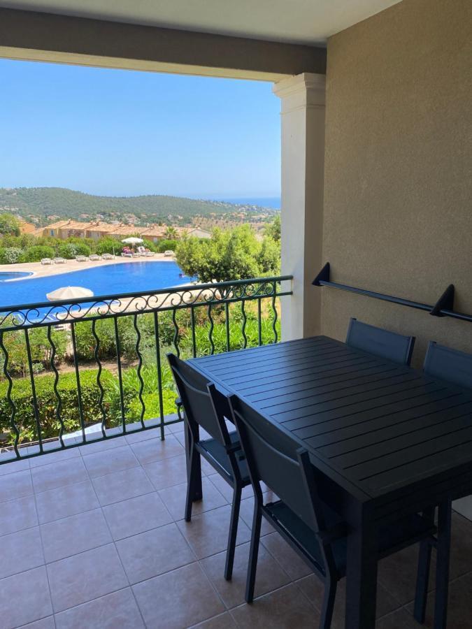 Appart. Vue Mer Avec Piscine - Golfe De St Tropez Les Issambres Eksteriør billede